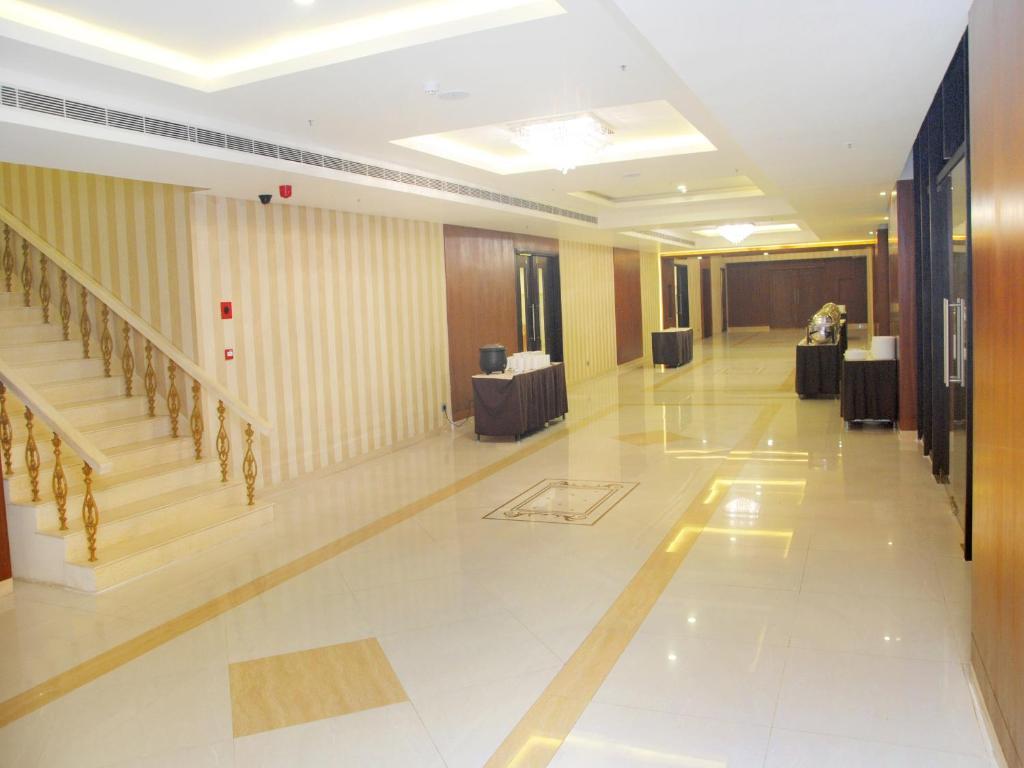 Fortune Select Grand Ridge, Tirupati - Member Itc Hotels' Group Exteriör bild Interior of the hotel