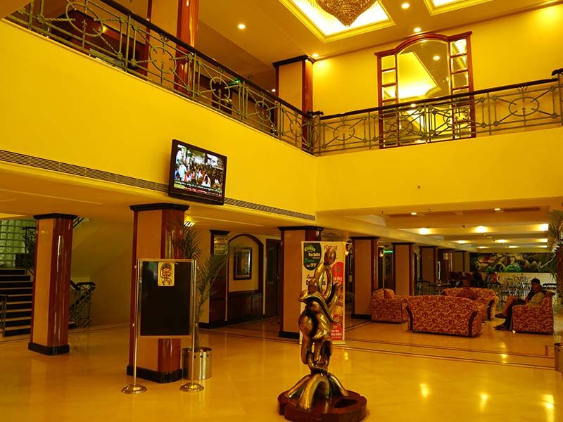 Fortune Select Grand Ridge, Tirupati - Member Itc Hotels' Group Exteriör bild The lobby of the hotel